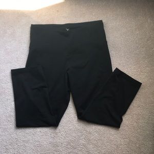 Old navy cropped leggings